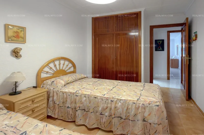 Right on the beachfront! Fantastic apartment