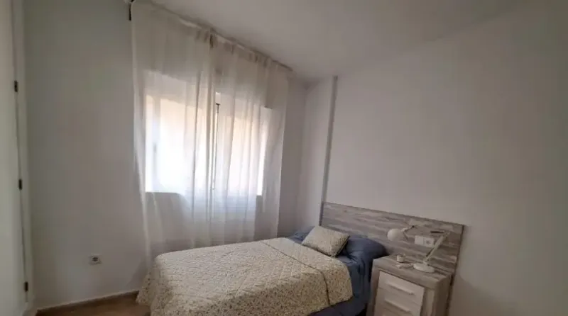 ADOSADOS LOS PALACIOS