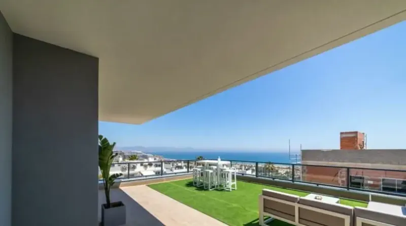 Iconic - Gran Alacant