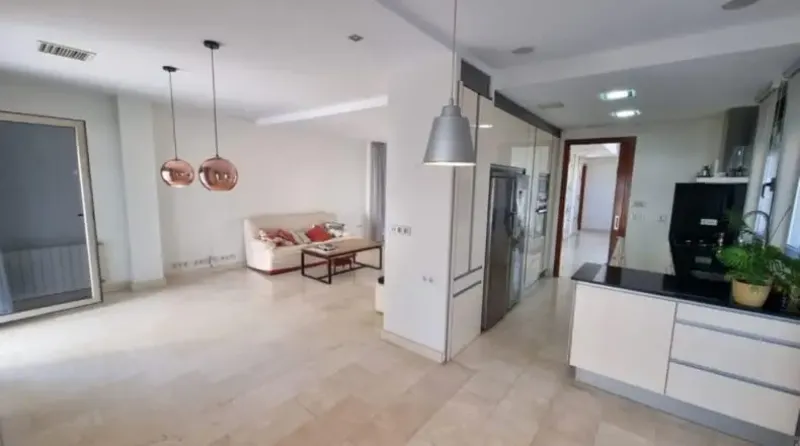 Moderna villa independiente