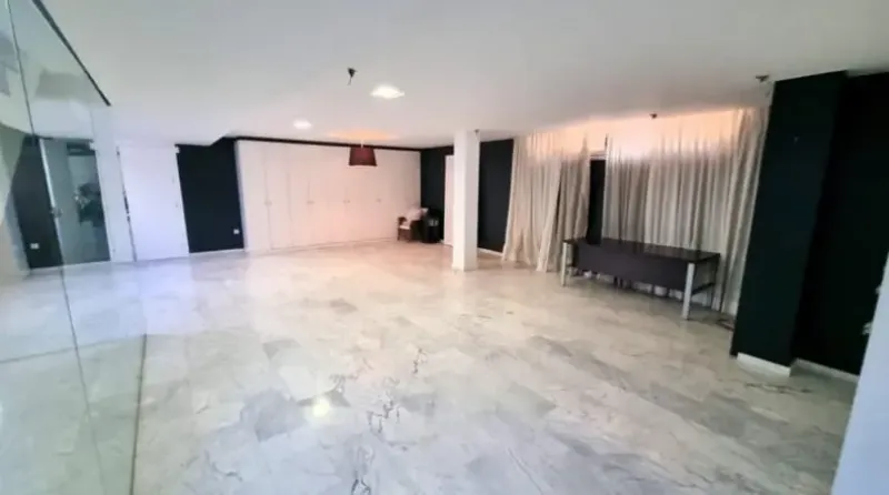 Moderna villa independiente