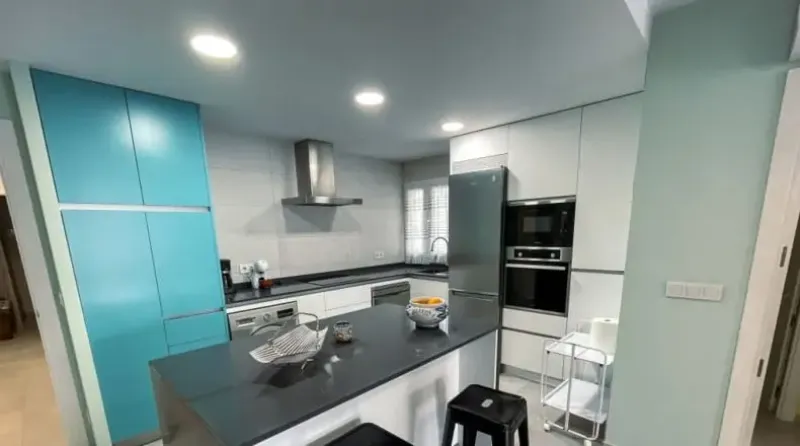 Magnífico apartamento con vistas al mar