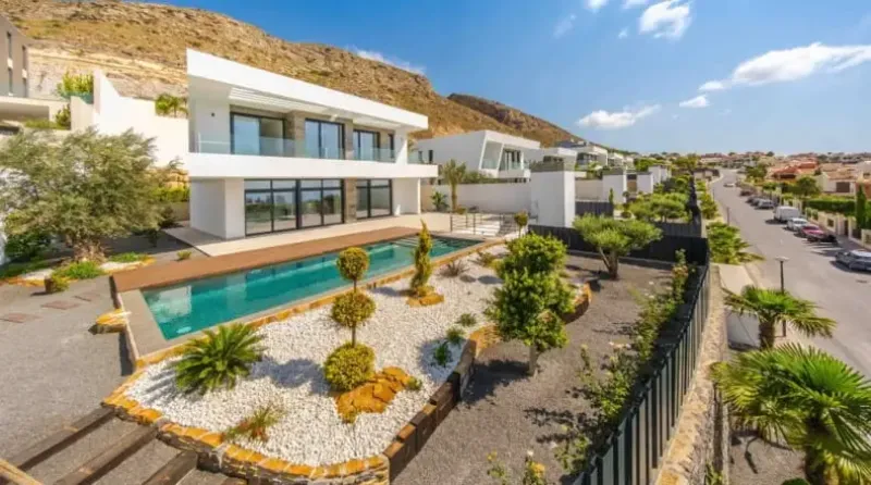 Villa de lujo con vistas al mar