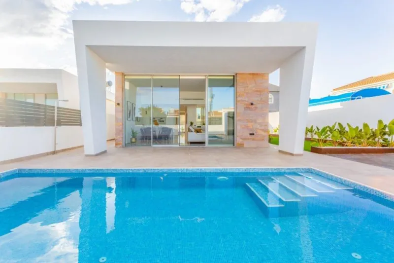 Villa v Torrevieja (Torreta Florida)