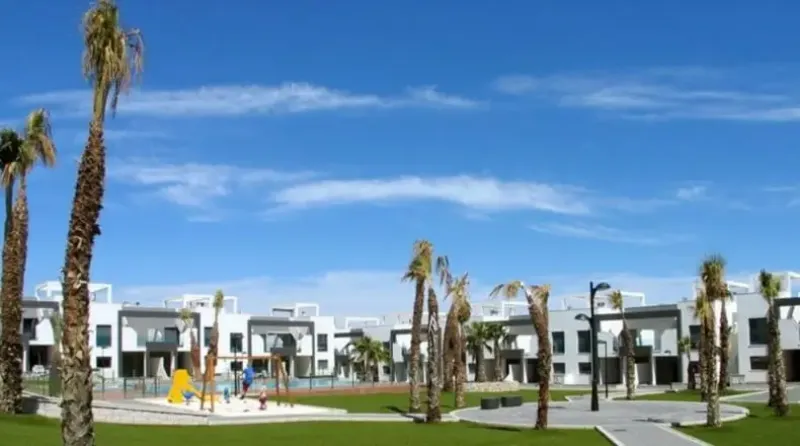 Oasis Beach XV