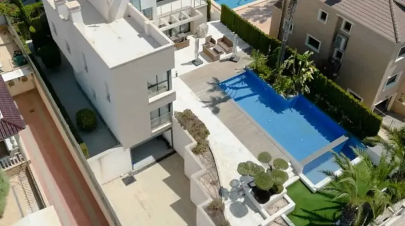 Villa de lujo cerca del mar
