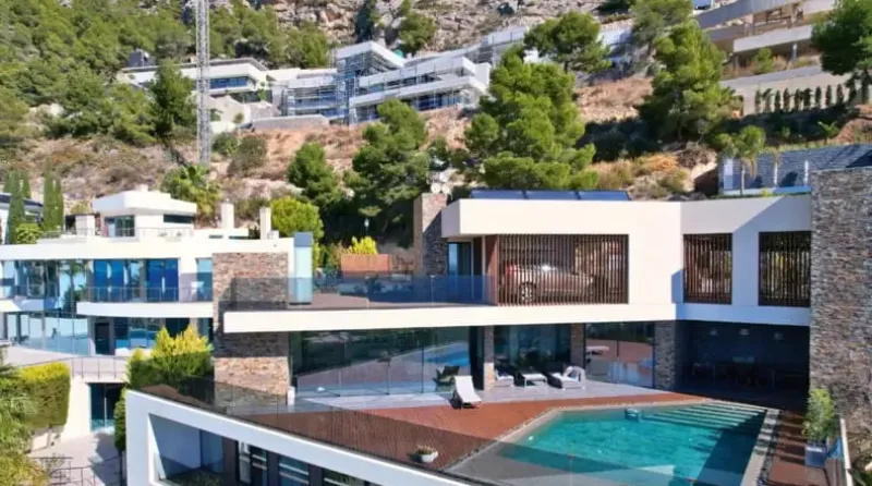 Espectacular villa moderna