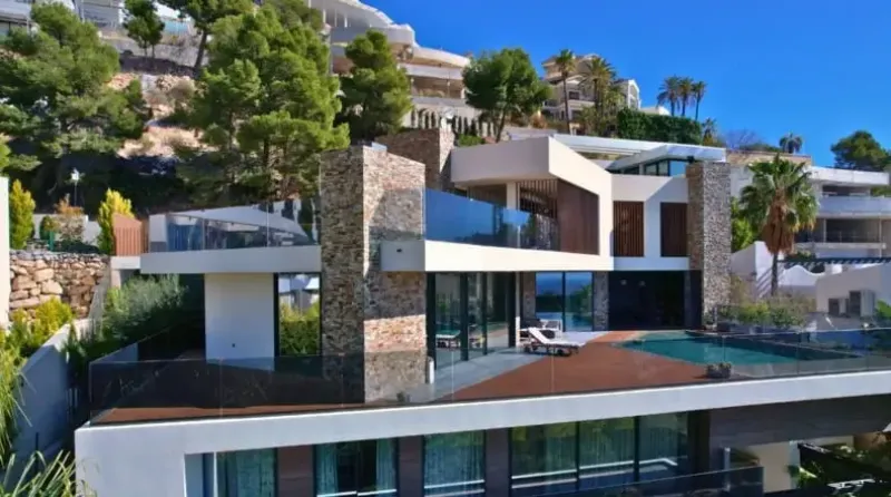 Espectacular villa moderna