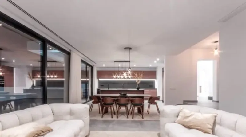 Impresionante villa de estilo minimalista