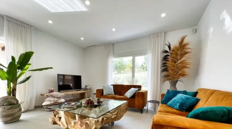 Maravilloso chalet de estilo ibicenco