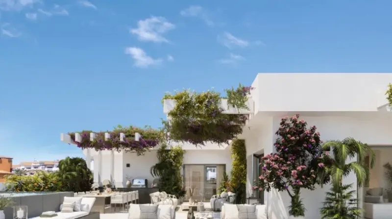 AMARANTA LIVING CASARES GOLF