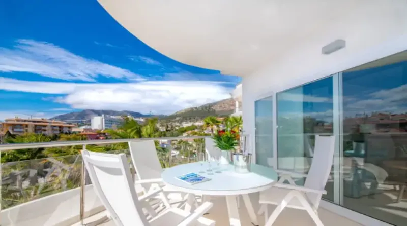 Apartamento soleado con vistas impresionantes