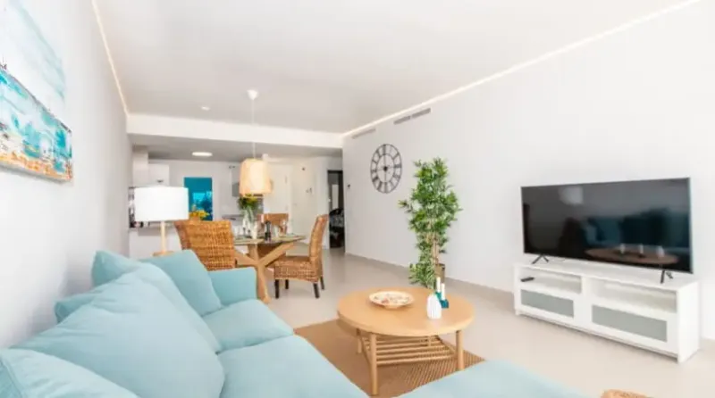 Apartamento soleado con vistas impresionantes