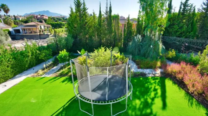 Fantástica villa moderna de reciente construcción