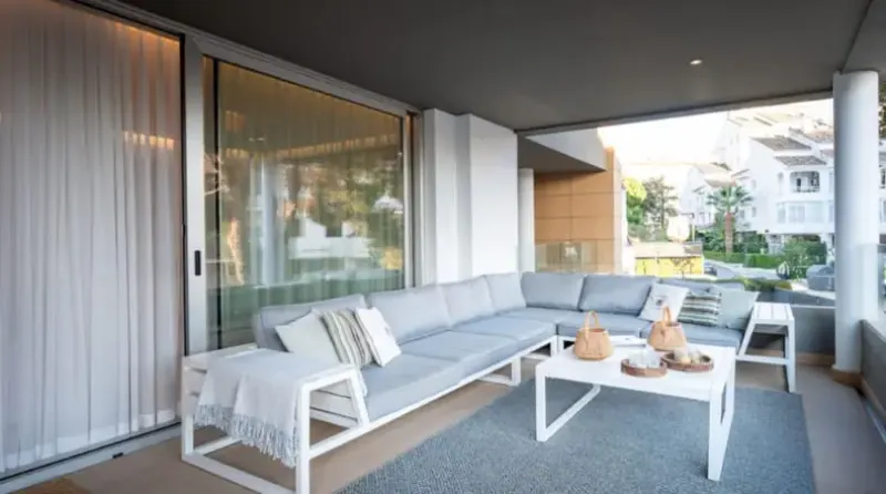 Moderno y espacioso apartamento