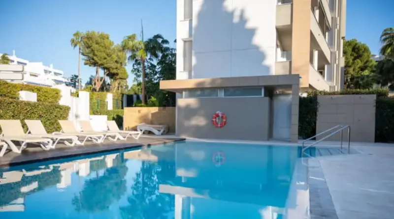 Moderno y espacioso apartamento
