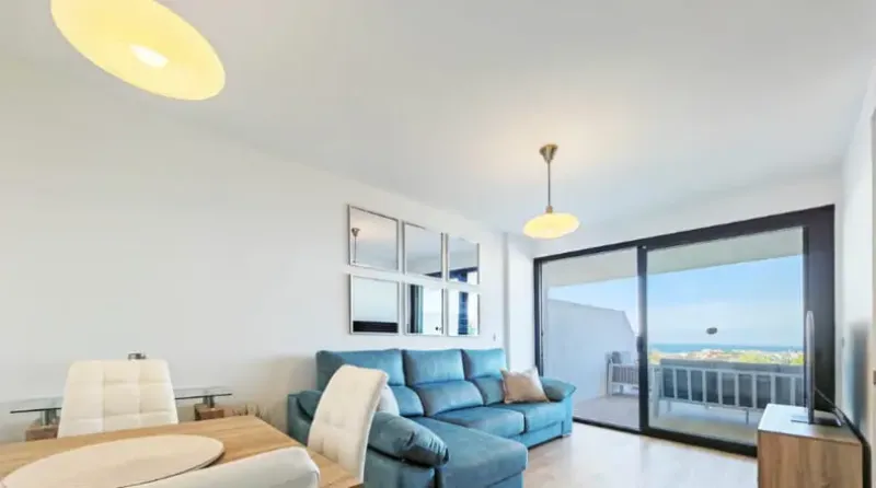 Apartamento con impresionantes vistas al mar