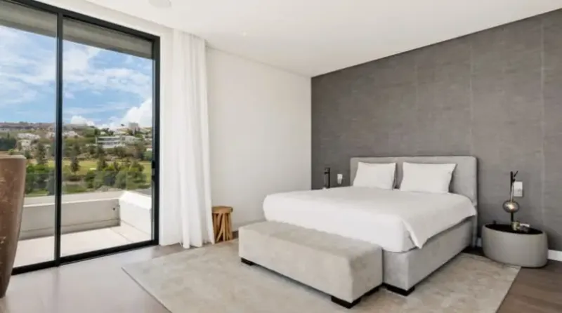 Villa con un diseño moderno y una ubicación privilegiada