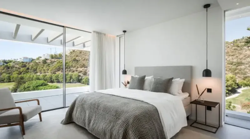 Impresionante villa contemporánea de estilo moderno en primera línea de golf