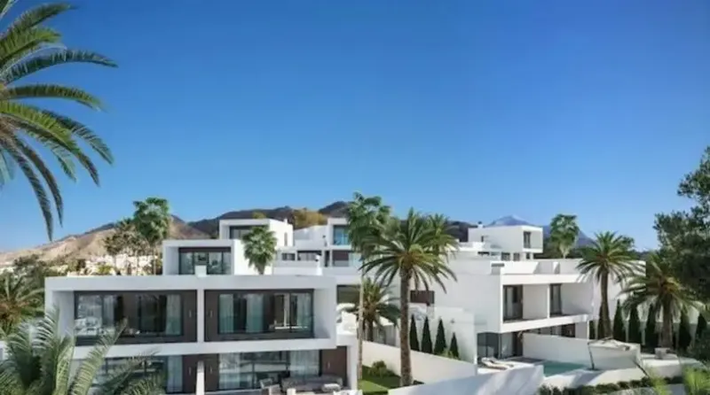 LOS ARCOS LUXURY VILLAS