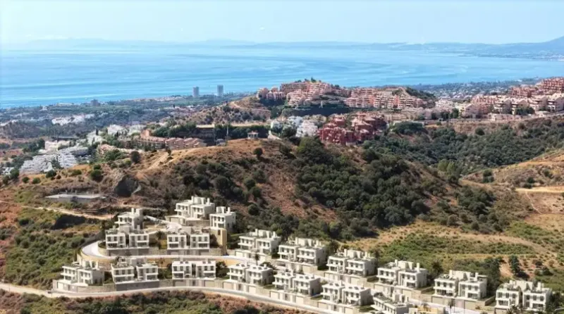Calanova Homes