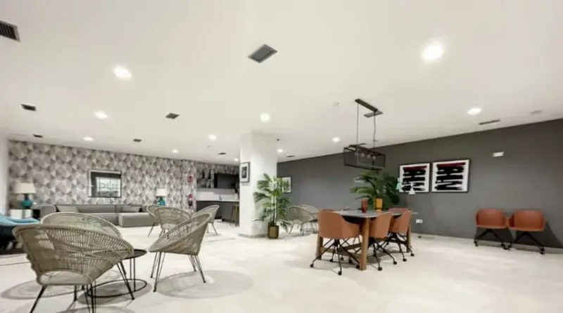 Luminoso apartamento con una terraza impresionante