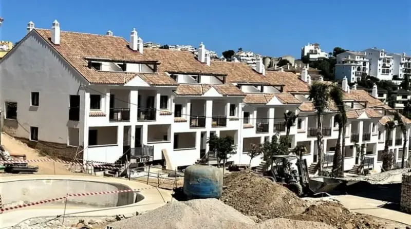 Riviera Homes