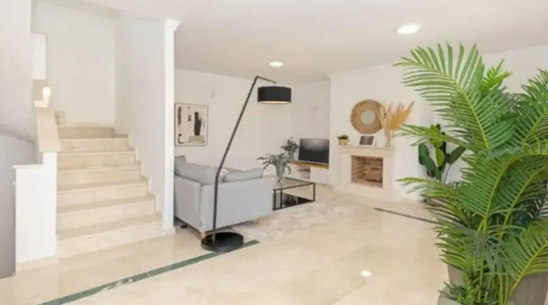 Casares Hills