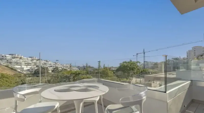 Apartamento de lujo con diseño moderno