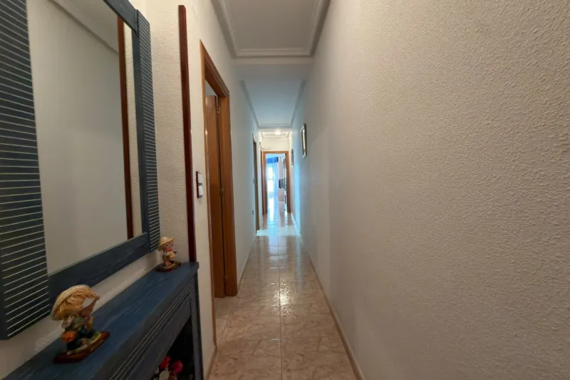 Playa del Cura! Nádherný apartmán s kvalitním provedením a ve skvělé lokalitě + garáž v ceně (450 metrů od pláže)