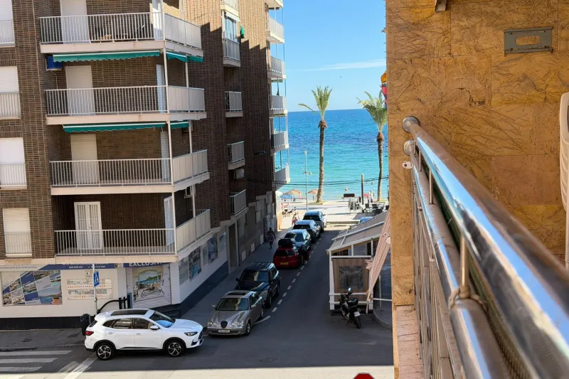 Playa del Cura! Fantastický apartmán s kvalitním provedením a skvělou dispozicí + prostorná terasa s bočním výhledem na moře (70 metrů od pláže)