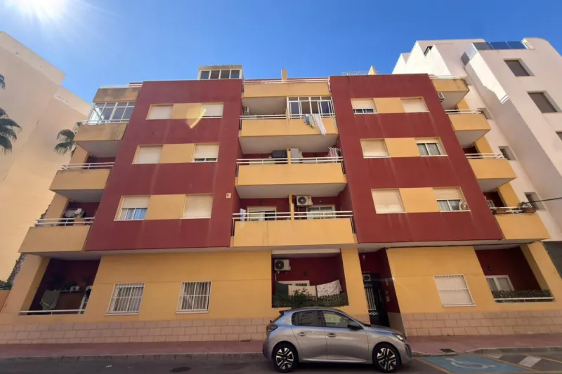 Playa de los Locos! Prostorný apartmán (2007) s velkou terasou a výhledem na palmový háj (220 metrů od pláže)