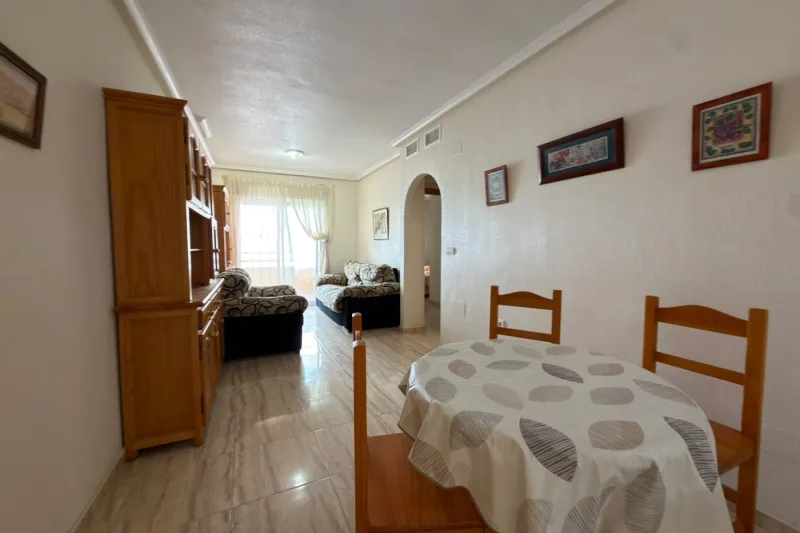 Playa de los locos! Amplio apartamento (2007) con gran terraza a 220 metros de la playa