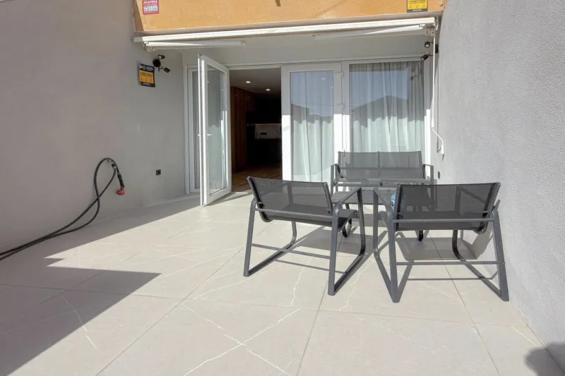¡La Veleta! Bungalow nuevo a estrenar con increíble diseño y gigantesca terraza con vistas al mar