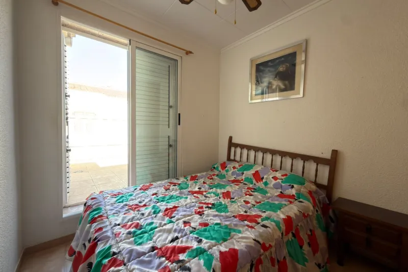 Stunning townhouse with 3 huge terraces, located 300 meters from the beach (no community fees)
