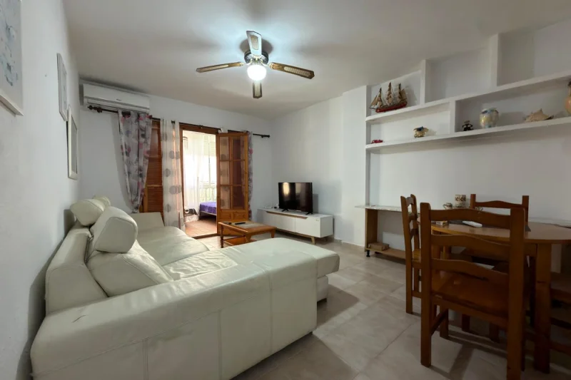 Playa de los Locos! Spacious apartment with an excellent layout