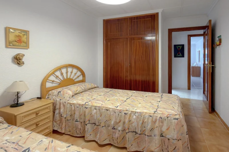 Right on the beachfront! Fantastic apartment