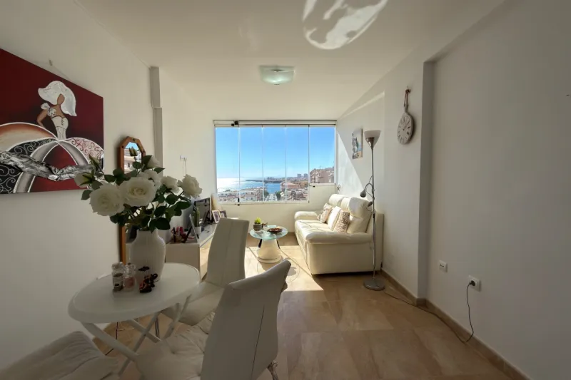 Střešní penthouse v 1. linii u moře