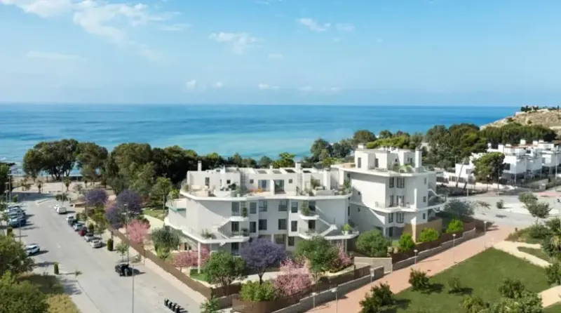 ALLON BAY VILLAGE AURA