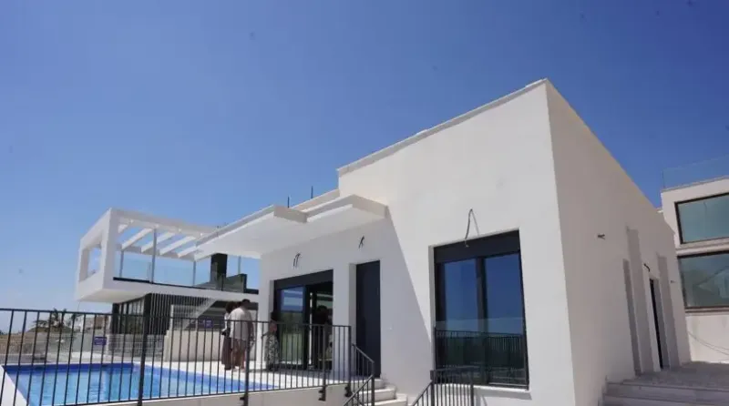 VILLA SKY