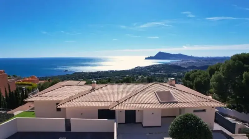 Excepcional villa de estilo moderno