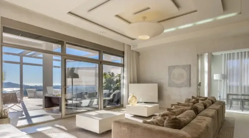 Villa con imponentes vistas a la bahía