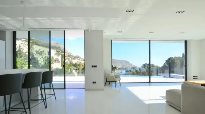 Magnífica villa con vistas al mar y al puerto