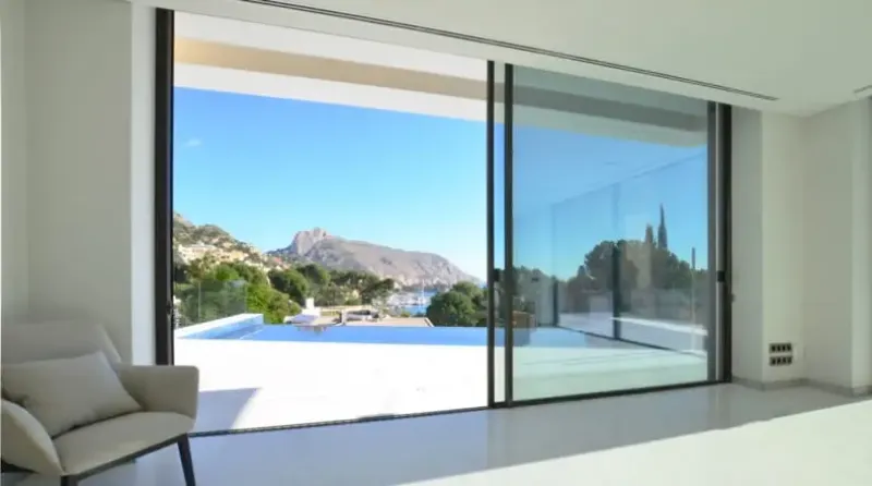 Magnífica villa con vistas al mar y al puerto